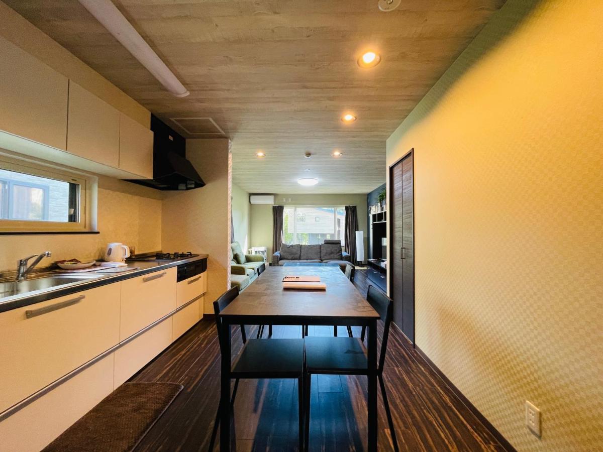 Niseko Hotel Kiraku Kou Экстерьер фото